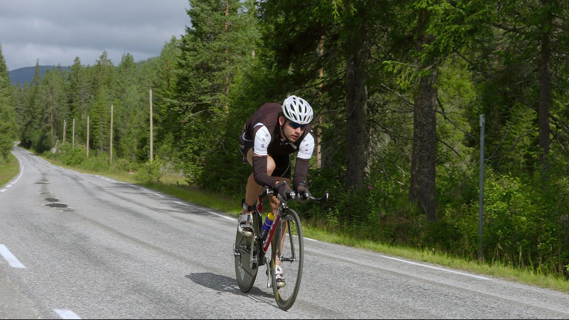 乒乓球赛场焦点！葡萄牙队对阵克罗地亚队，连胜纪录继续刷新，球队势不可挡