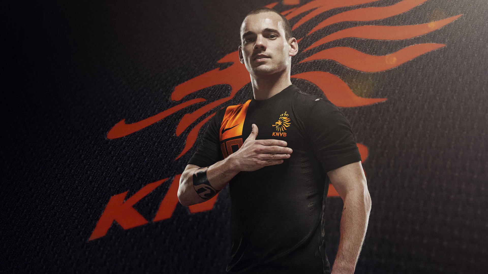 维尼修斯赛点兑现，曼联淘汰迈阿密热火晋级四强，主帅激动落泪